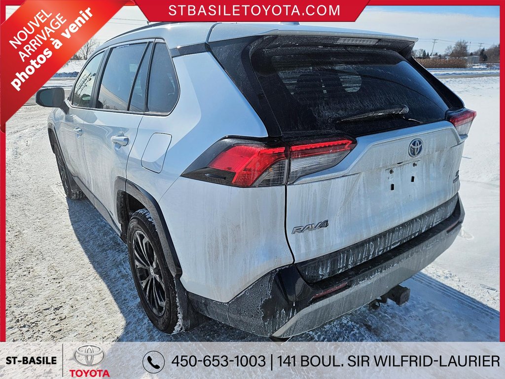 Toyota RAV4 Hybrid SE AWD CUIR MAGS TOIT BLUETOOTH CAMERA 2024 à Saint-Basile-Le-Grand, Québec - 9 - w1024h768px