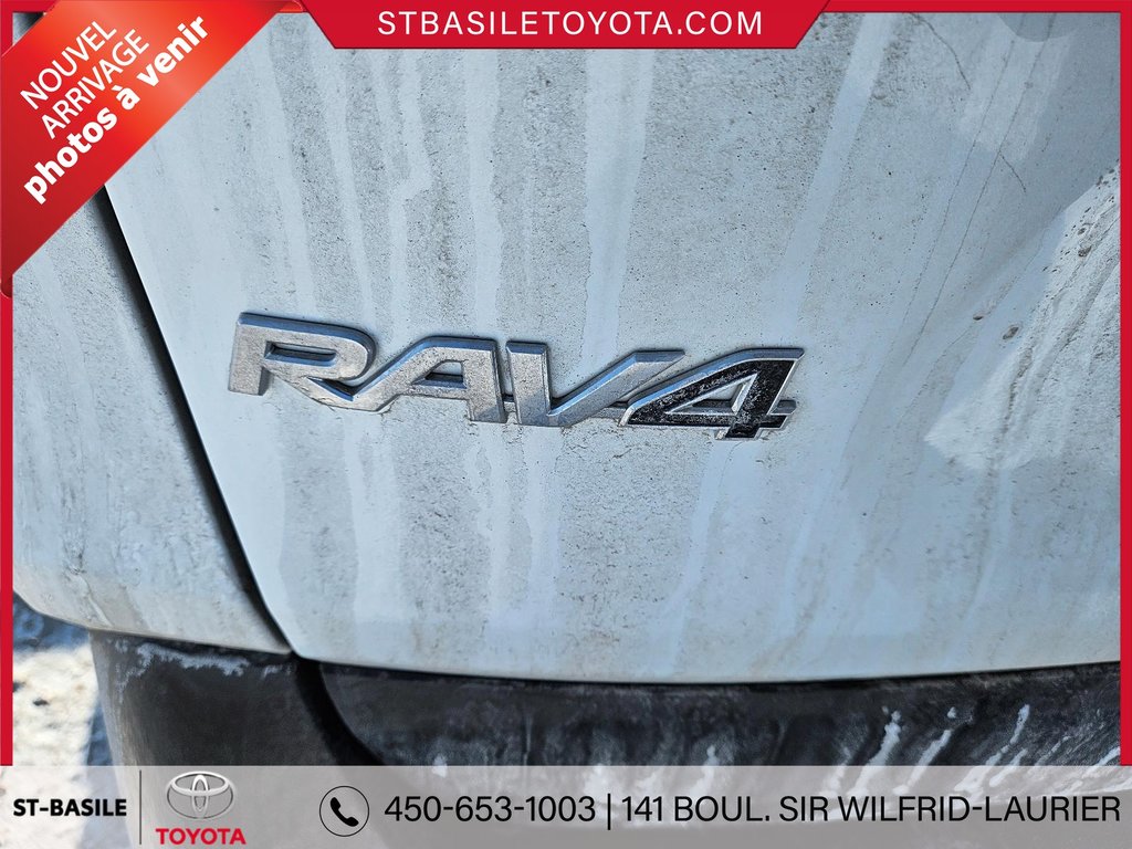 Toyota RAV4 Hybrid SE AWD CUIR MAGS TOIT BLUETOOTH CAMERA 2024 à Saint-Basile-Le-Grand, Québec - 7 - w1024h768px