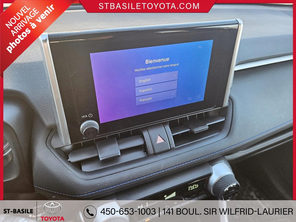 Toyota RAV4 Hybrid SE AWD CUIR MAGS TOIT BLUETOOTH CAMERA 2024 à Saint-Basile-Le-Grand, Québec - 19 - w1024h768px