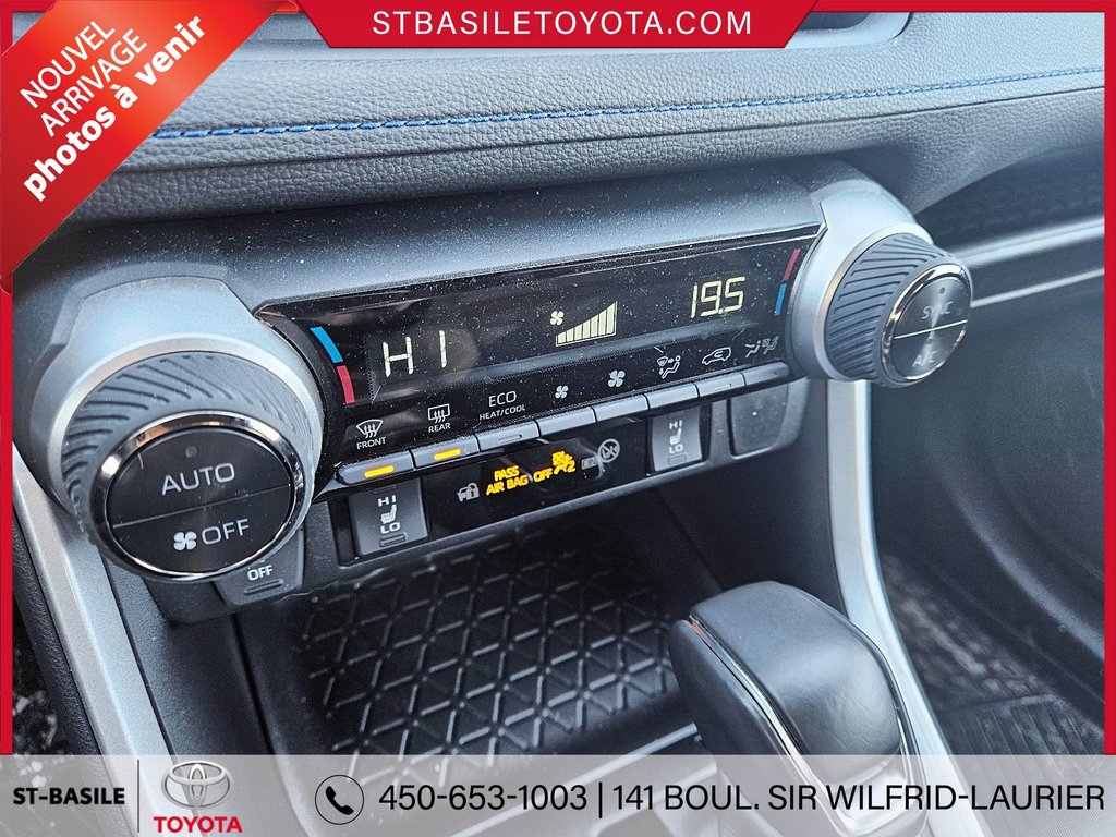 Toyota RAV4 Hybrid SE AWD CUIR MAGS TOIT BLUETOOTH CAMERA 2024 à Saint-Basile-Le-Grand, Québec - 20 - w1024h768px