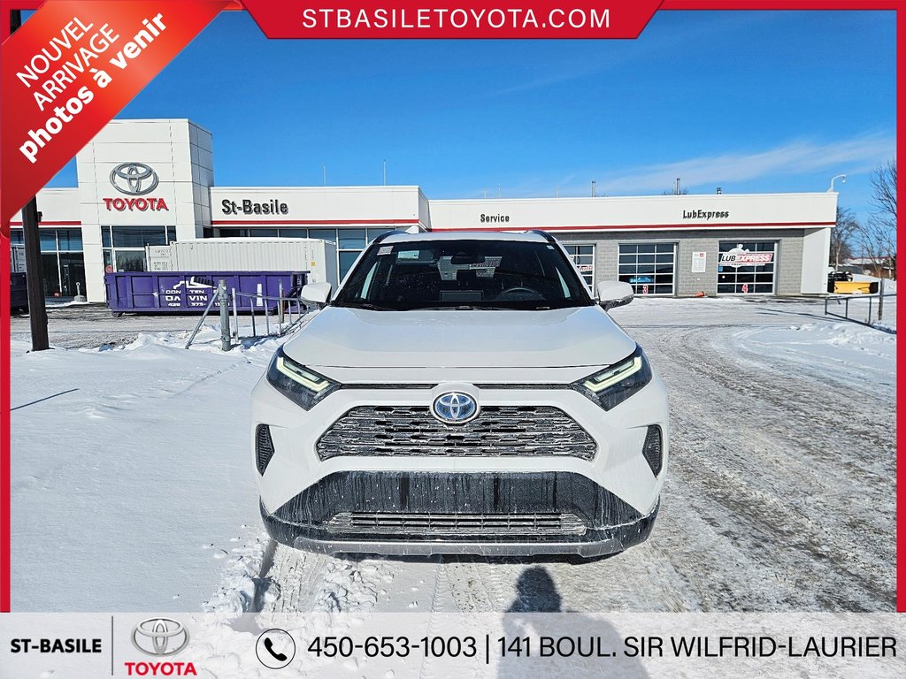 Toyota RAV4 Hybrid SE AWD CUIR MAGS TOIT BLUETOOTH CAMERA 2024 à Saint-Basile-Le-Grand, Québec - 2 - w1024h768px