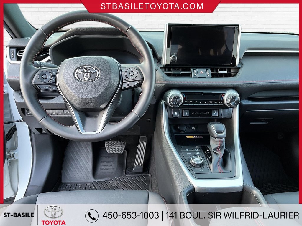 RAV4 Prime XSE AWD 2023 à Saint-Basile-Le-Grand, Québec - 16 - w1024h768px