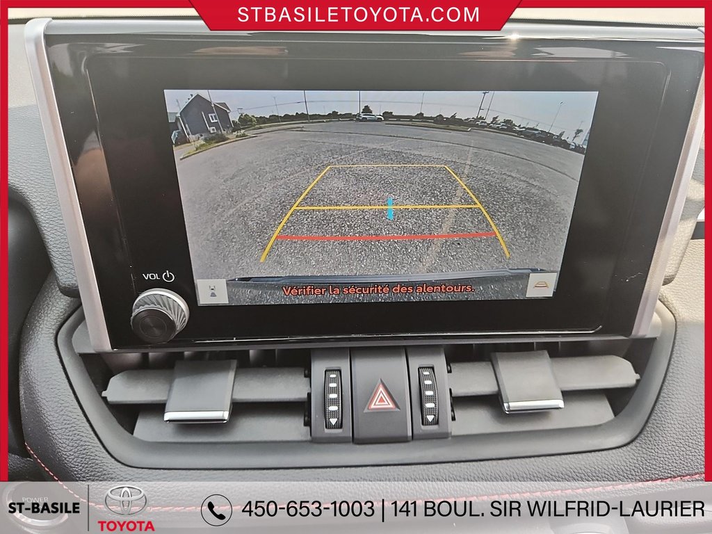 Toyota RAV4 Prime XSE AWD PLUG IN CUIR TOIT MAGS APPLE ANDROID 2023 à Saint-Basile-Le-Grand, Québec - 24 - w1024h768px