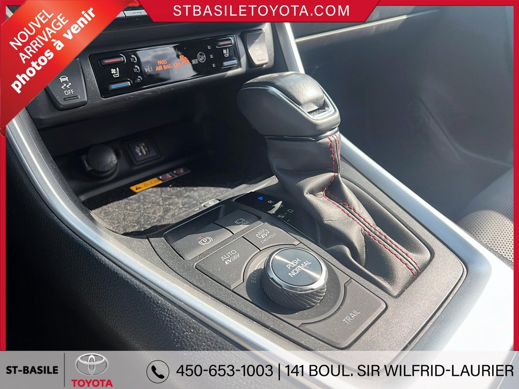 Toyota RAV4 Prime XSE TECH SIÈGES VENTILLÉ AUDIO JBL CAMÉRA 360 2023 à Saint-Basile-Le-Grand, Québec - 18 - w1024h768px