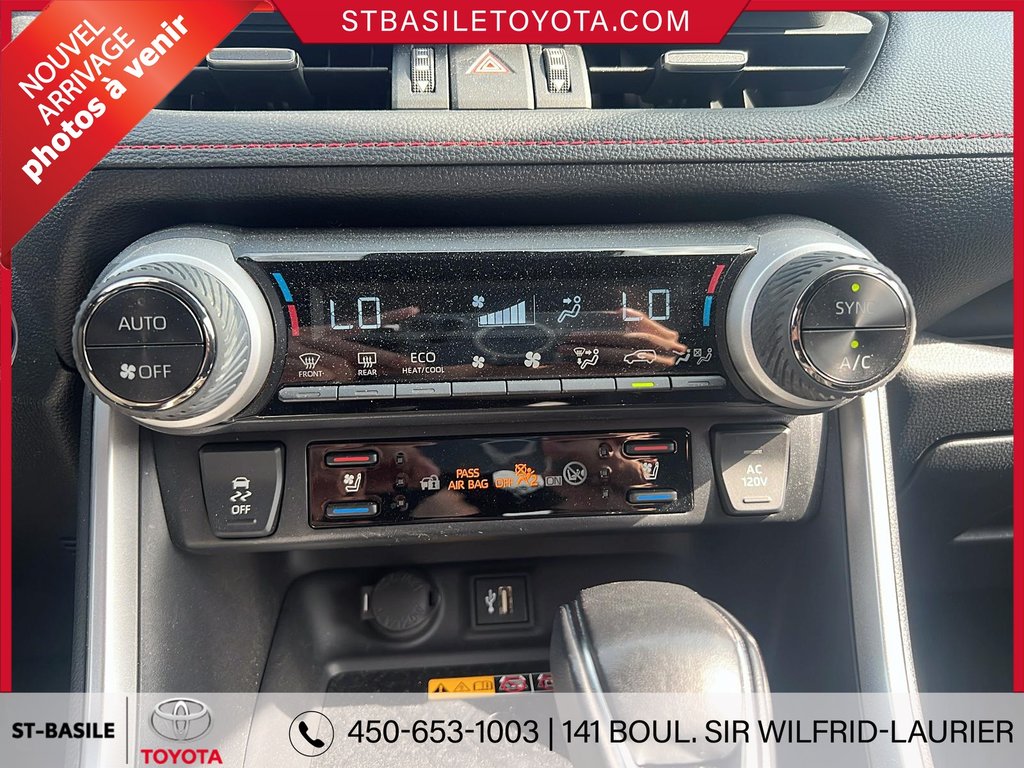 Toyota RAV4 Prime XSE TECH SIÈGES VENTILLÉ AUDIO JBL CAMÉRA 360 2023 à Saint-Basile-Le-Grand, Québec - 17 - w1024h768px