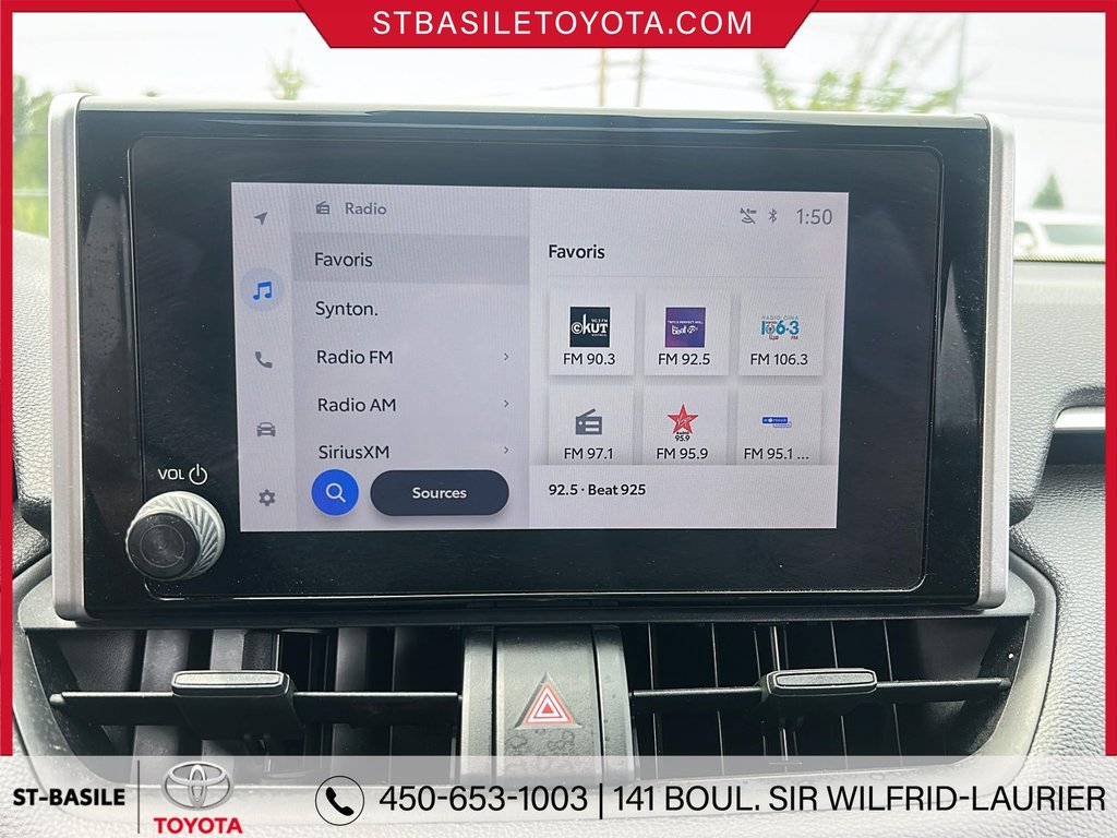 Toyota RAV4 Prime SE TOIT OUVRANT SIÈGES/VOLANT CHAUFFANT 2023 à Saint-Basile-Le-Grand, Québec - 23 - w1024h768px