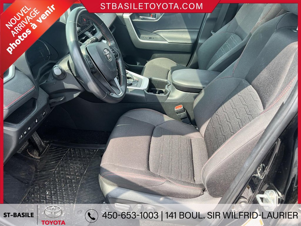 2023 Toyota RAV4 Prime SE TOIT OUVRANT SIÈGES/VOLANT CHAUFFANT in Saint-Basile-Le-Grand, Quebec - 7 - w1024h768px