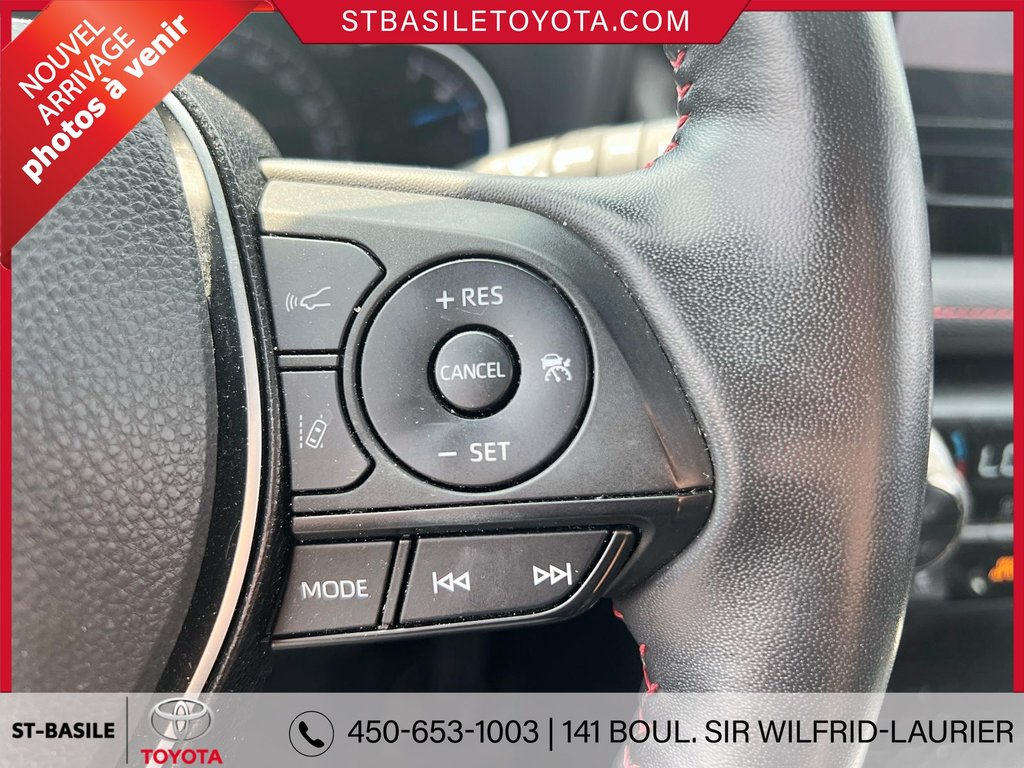 2023 Toyota RAV4 Prime SE TOIT OUVRANT SIÈGES/VOLANT CHAUFFANT in Saint-Basile-Le-Grand, Quebec - 13 - w1024h768px