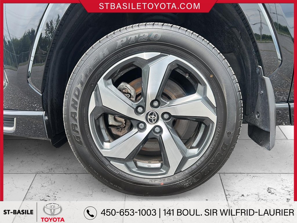 Toyota RAV4 Prime SE TOIT OUVRANT SIÈGES/VOLANT CHAUFFANT 2023 à Saint-Basile-Le-Grand, Québec - 11 - w1024h768px