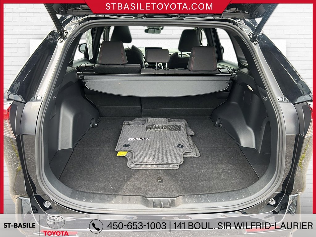 Toyota RAV4 Prime SE TOIT OUVRANT SIÈGES/VOLANT CHAUFFANT 2023 à Saint-Basile-Le-Grand, Québec - 10 - w1024h768px