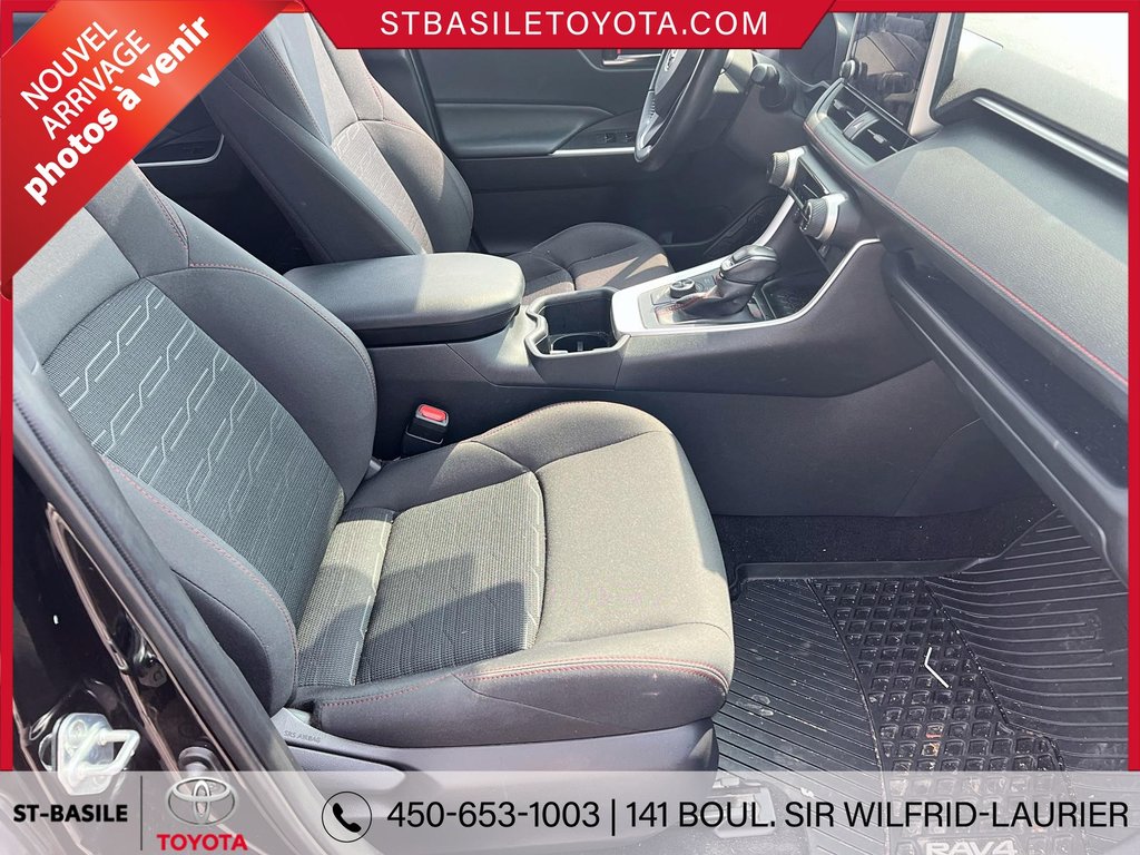 2023 Toyota RAV4 Prime SE TOIT OUVRANT SIÈGES/VOLANT CHAUFFANT in Saint-Basile-Le-Grand, Quebec - 10 - w1024h768px