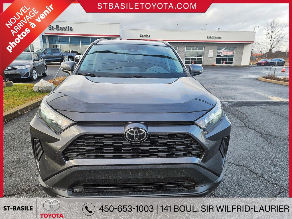 2019  RAV4 LE FWD SIEGES CHAUFFANTS CAMERA RECUL BLUETOOTH in Saint-Basile-Le-Grand, Quebec - 2 - w1024h768px