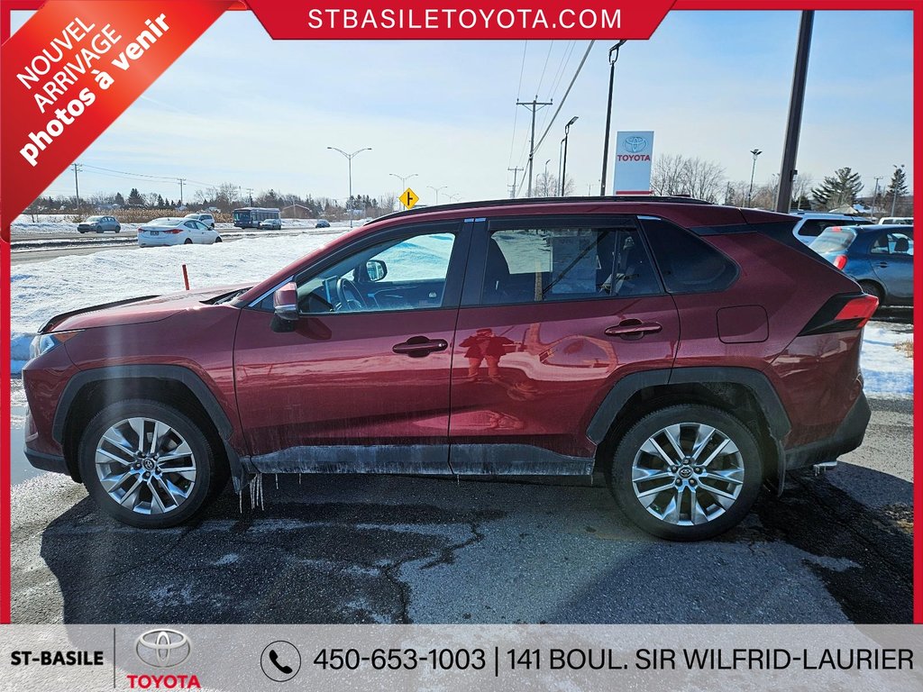 2020 Toyota RAV4 XLE PREMIUM MAGS CUIR TOIT CAMERA APPLE CARPLAY in Saint-Basile-Le-Grand, Quebec - 10 - w1024h768px