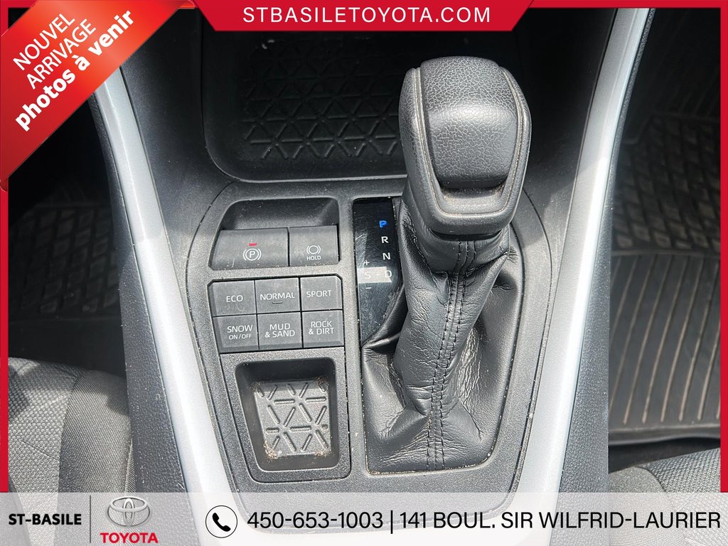 Toyota RAV4 LE AWD SIÈGES CHAUFFANT BLUETOOTH 2020 à Saint-Basile-Le-Grand, Québec - 16 - w1024h768px