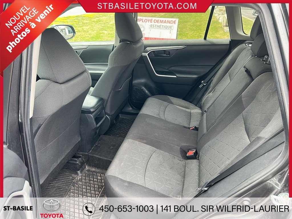 Toyota RAV4 LE AWD SIÈGES CHAUFFANT BLUETOOTH 2020 à Saint-Basile-Le-Grand, Québec - 13 - w1024h768px