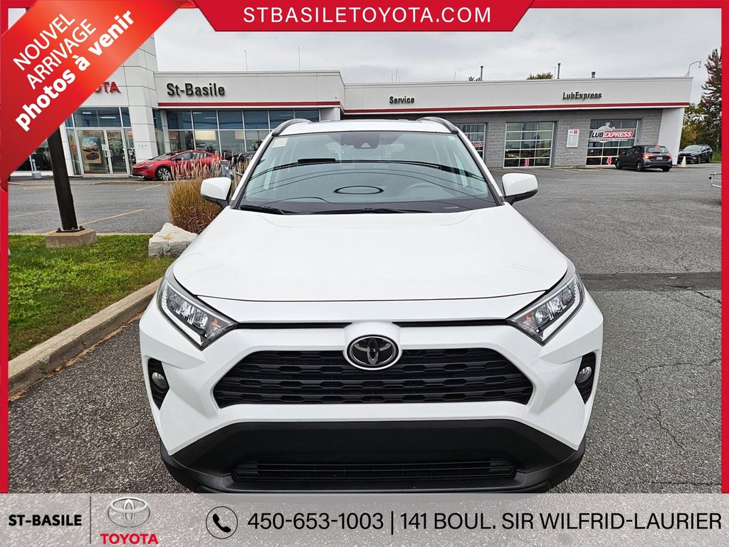 2021  RAV4 XLE FWD MAGS TOIT SIEGES/VOLANT CHAUFFANT APPLE in Saint-Basile-Le-Grand, Quebec - 2 - w1024h768px