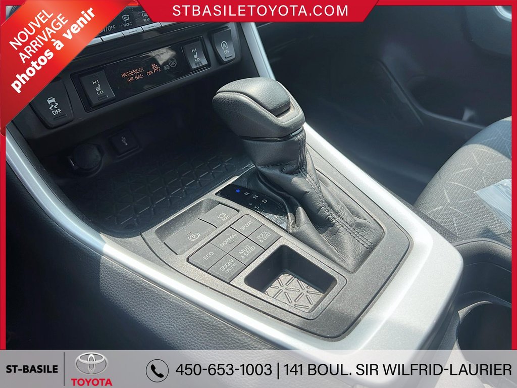 Toyota RAV4 LE AWD SIÈGES CHAUFFANT BLUETOOTH 2021 à Saint-Basile-Le-Grand, Québec - 15 - w1024h768px