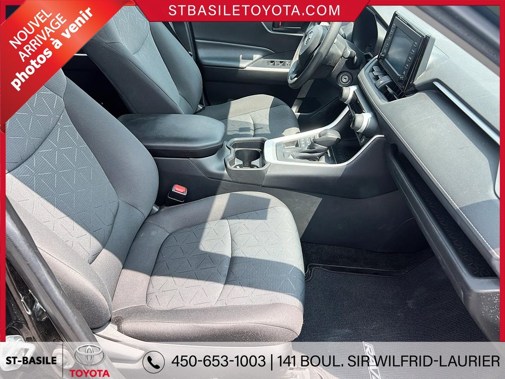Toyota RAV4 LE AWD SIÈGES CHAUFFANT BLUETOOTH 2021 à Saint-Basile-Le-Grand, Québec - 10 - w1024h768px