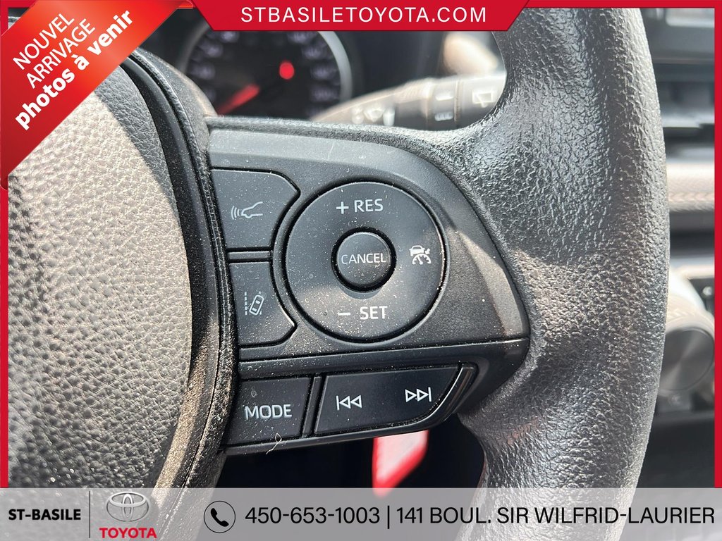 Toyota RAV4 LE AWD SIÈGES CHAUFFANT BLUETOOTH 2021 à Saint-Basile-Le-Grand, Québec - 12 - w1024h768px