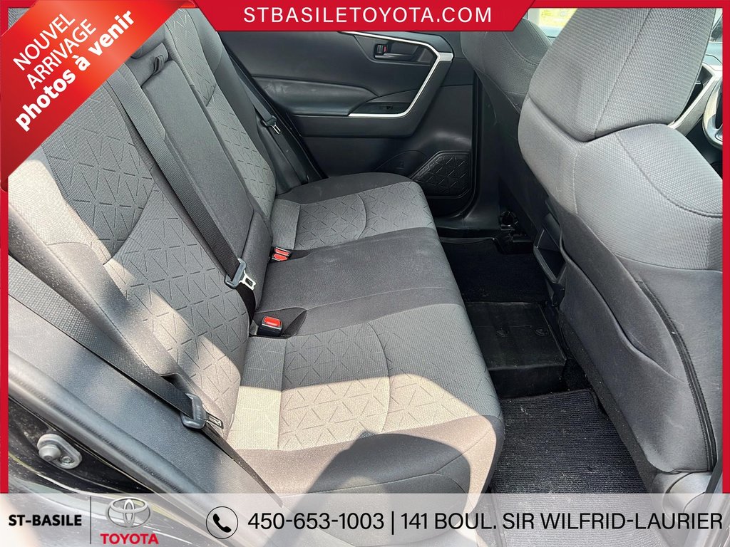 Toyota RAV4 LE AWD SIÈGES CHAUFFANT BLUETOOTH 2021 à Saint-Basile-Le-Grand, Québec - 9 - w1024h768px