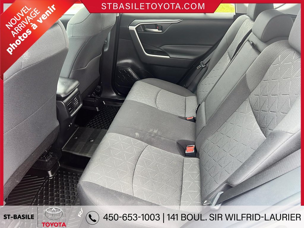 2021 Toyota RAV4 XLE AWD MAGS TOIT CAMERA APPLE CARPLAY USB AUX in Saint-Basile-Le-Grand, Quebec - 8 - w1024h768px