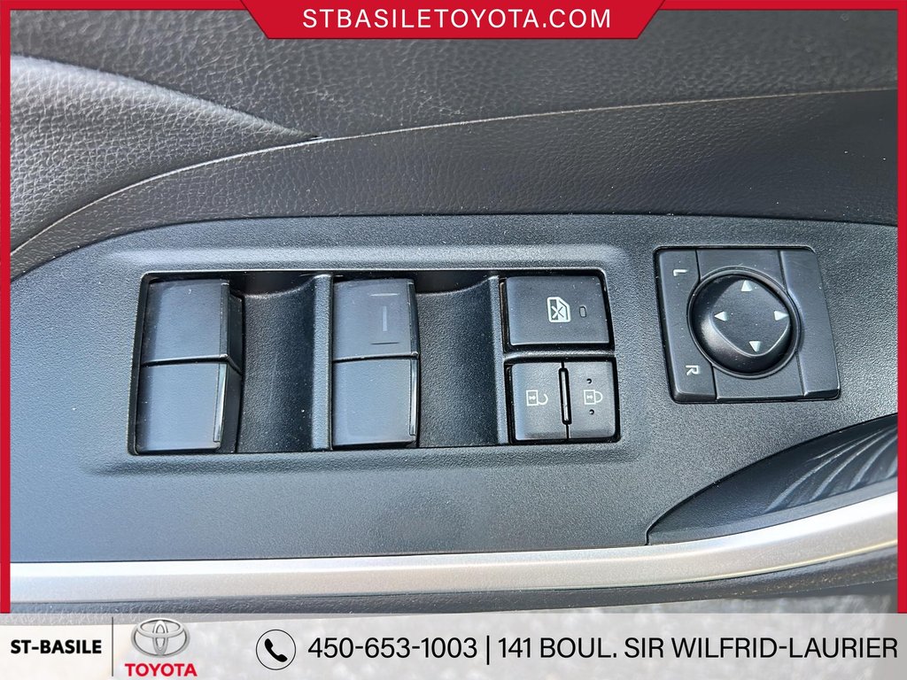 2021 Toyota RAV4 LE AWD SIÈGES CHAUFFANT BLUETOOTH in Saint-Basile-Le-Grand, Quebec - 14 - w1024h768px