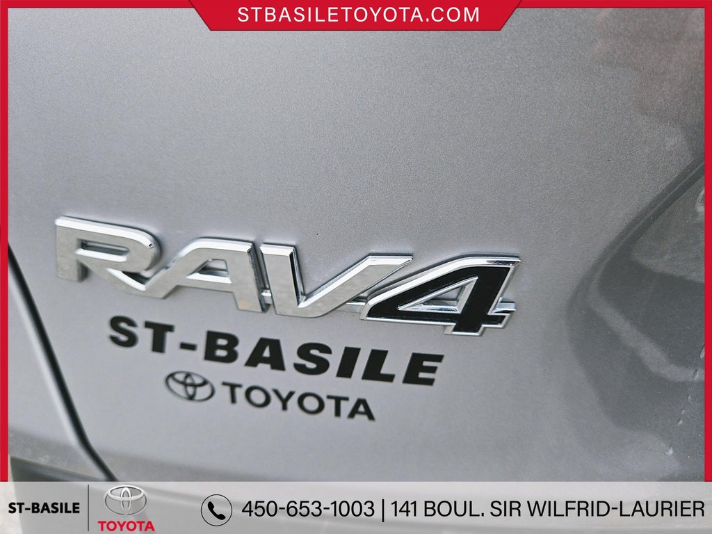 2022  RAV4 XLE PREMIUM AWD CUIR TOIT VOLANT/SIÈGES CHAUFFANTS in Saint-Basile-Le-Grand, Quebec - 7 - w1024h768px