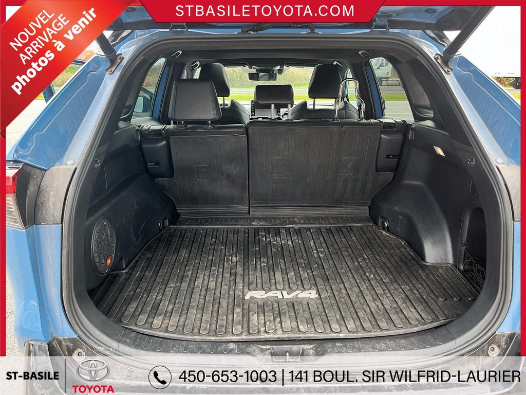 RAV4 Hybrid Hybrid XSE TECH CUIR GPS TOIT OUVRANT 2022 à Saint-Basile-Le-Grand, Québec - 17 - w1024h768px