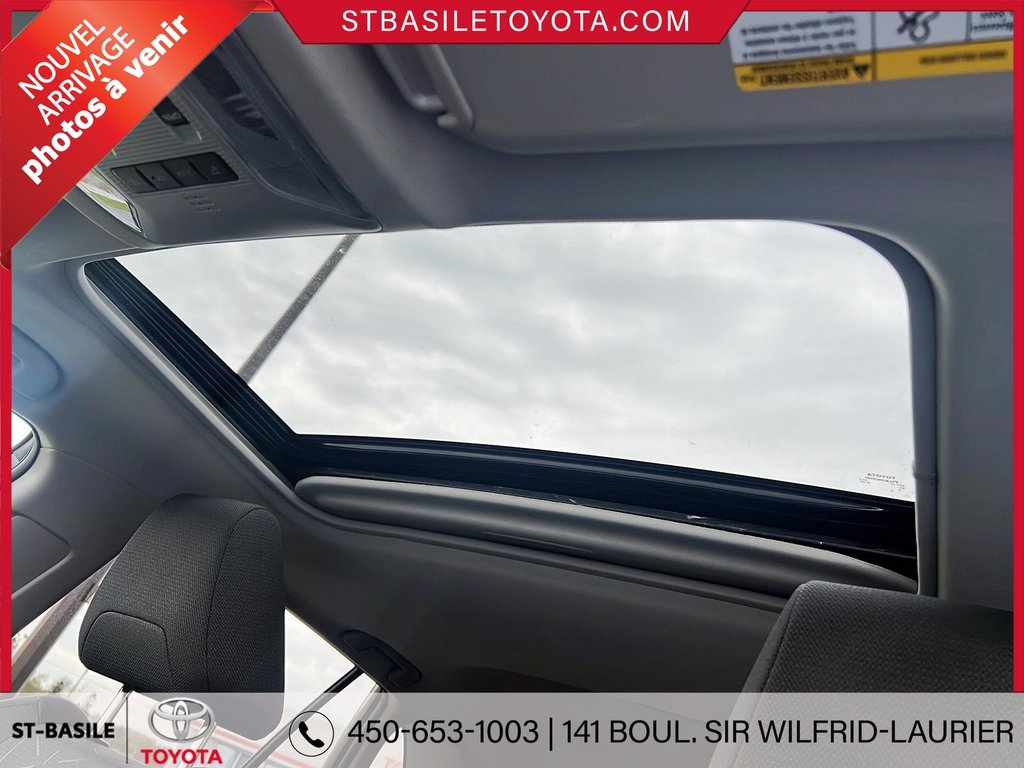 Toyota RAV4 XLE AWD TOIT SIEGES ET VOLANT CHAUFFANT CAMERA 2022 à Saint-Basile-Le-Grand, Québec - 20 - w1024h768px