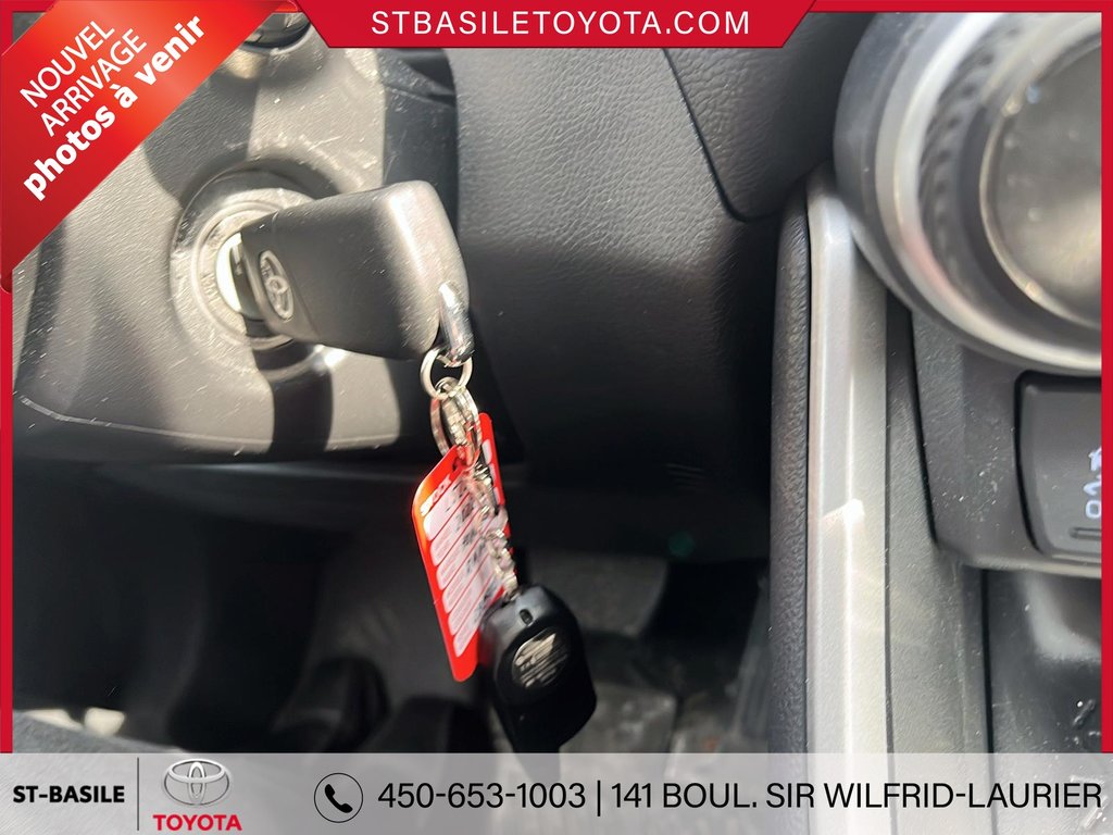 Toyota RAV4 LE AWD  SIEGES CHAUFFANT BLUETOOTH 2022 à Saint-Basile-Le-Grand, Québec - 23 - w1024h768px