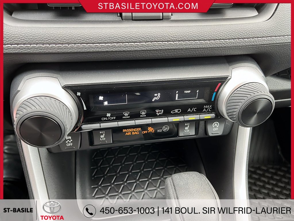 2022 Toyota RAV4 LE AWD  SIEGES CHAUFFANT BLUETOOTH in Saint-Basile-Le-Grand, Quebec - 23 - w1024h768px