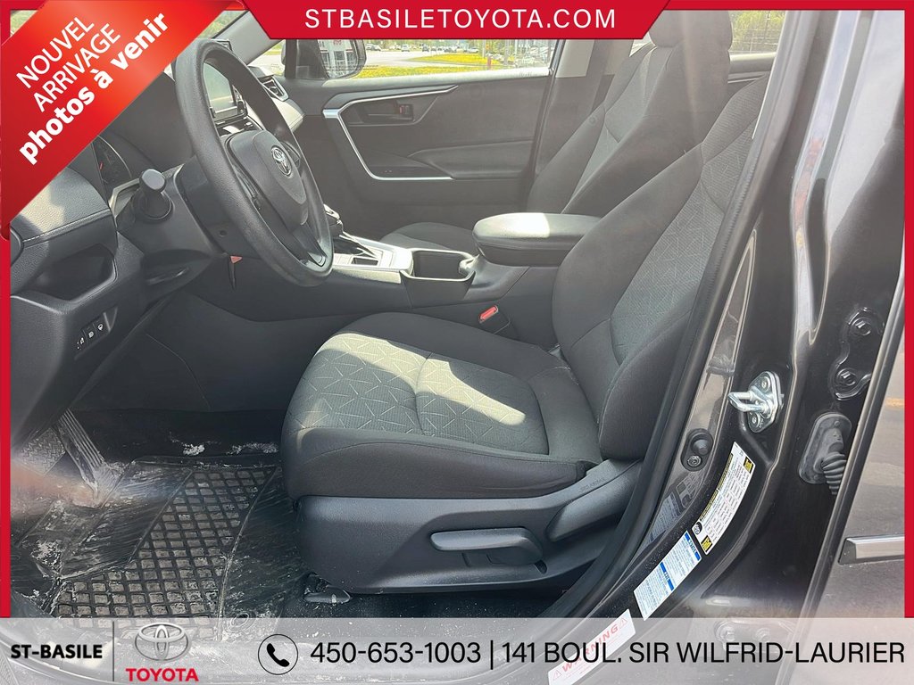 Toyota RAV4 LE AWD  SIEGES CHAUFFANT BLUETOOTH 2022 à Saint-Basile-Le-Grand, Québec - 13 - w1024h768px