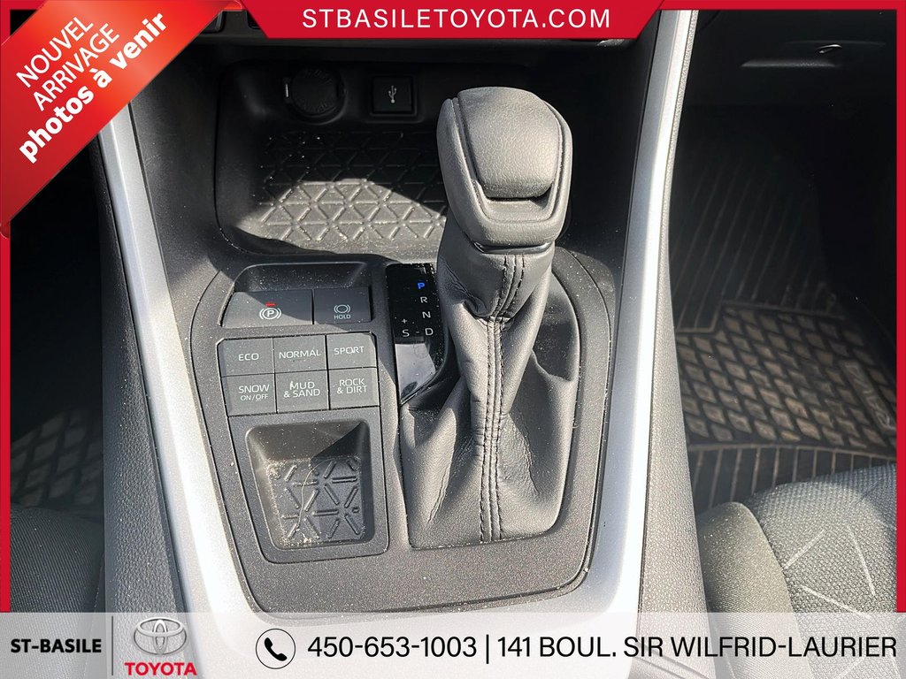Toyota RAV4 LE AWD  SIEGES CHAUFFANT BLUETOOTH 2022 à Saint-Basile-Le-Grand, Québec - 17 - w1024h768px