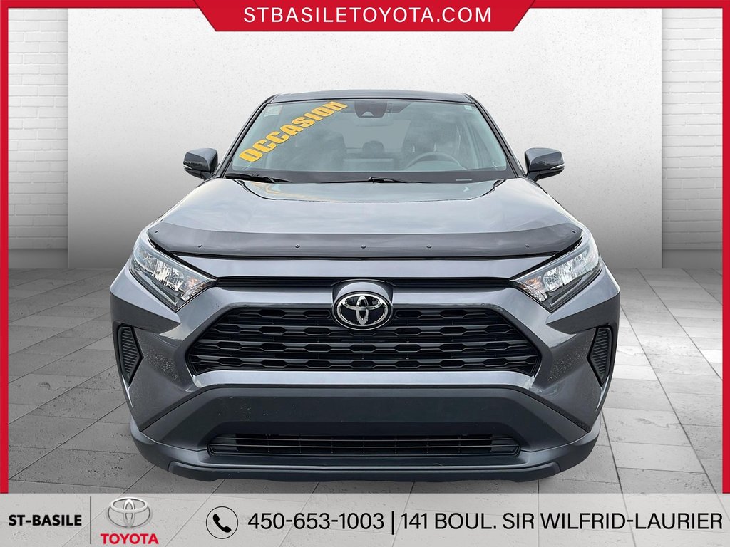 2022 Toyota RAV4 LE AWD  SIEGES CHAUFFANT BLUETOOTH in Saint-Basile-Le-Grand, Quebec - 2 - w1024h768px