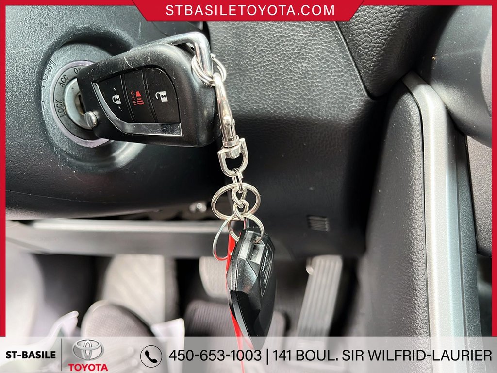 Toyota RAV4 LE FWD SIEGES CHAUFFANT BLUETOOTH 2022 à Saint-Basile-Le-Grand, Québec - 24 - w1024h768px
