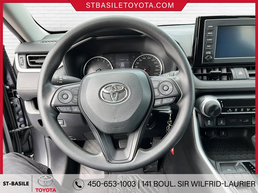 Toyota RAV4 LE FWD SIEGES CHAUFFANT BLUETOOTH 2022 à Saint-Basile-Le-Grand, Québec - 18 - w1024h768px