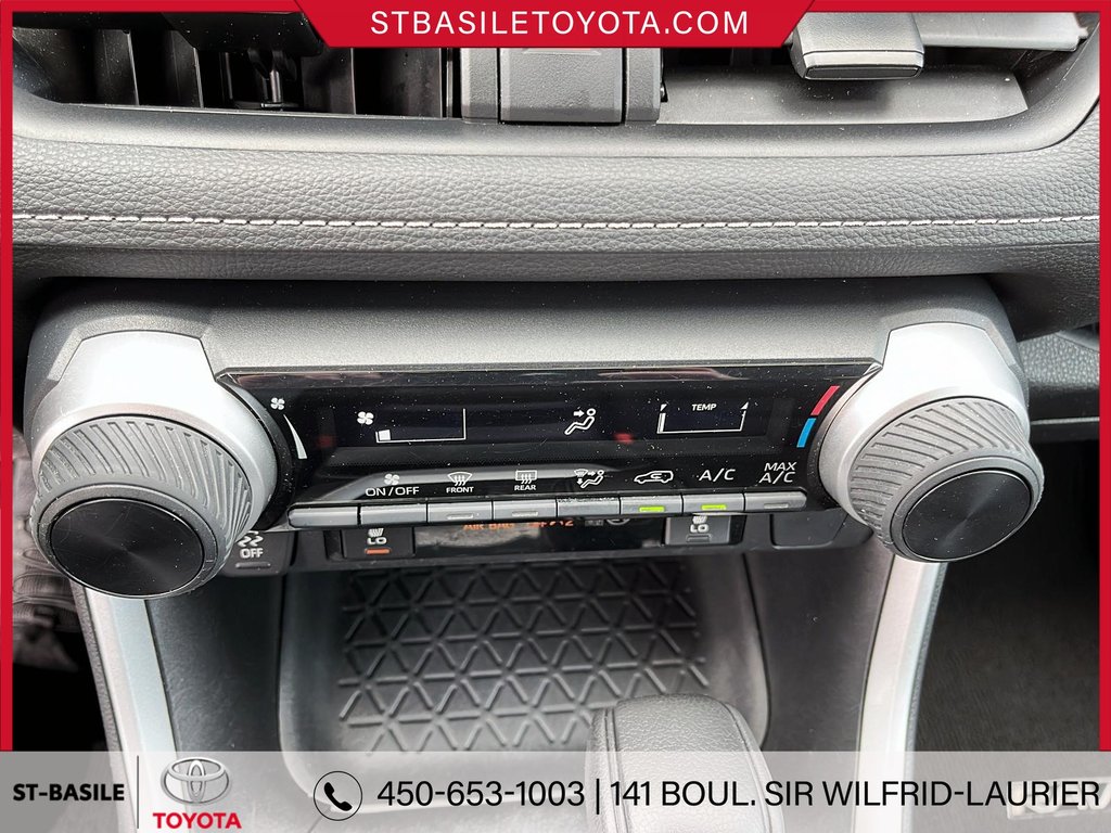 Toyota RAV4 LE FWD SIEGES CHAUFFANT BLUETOOTH 2022 à Saint-Basile-Le-Grand, Québec - 22 - w1024h768px