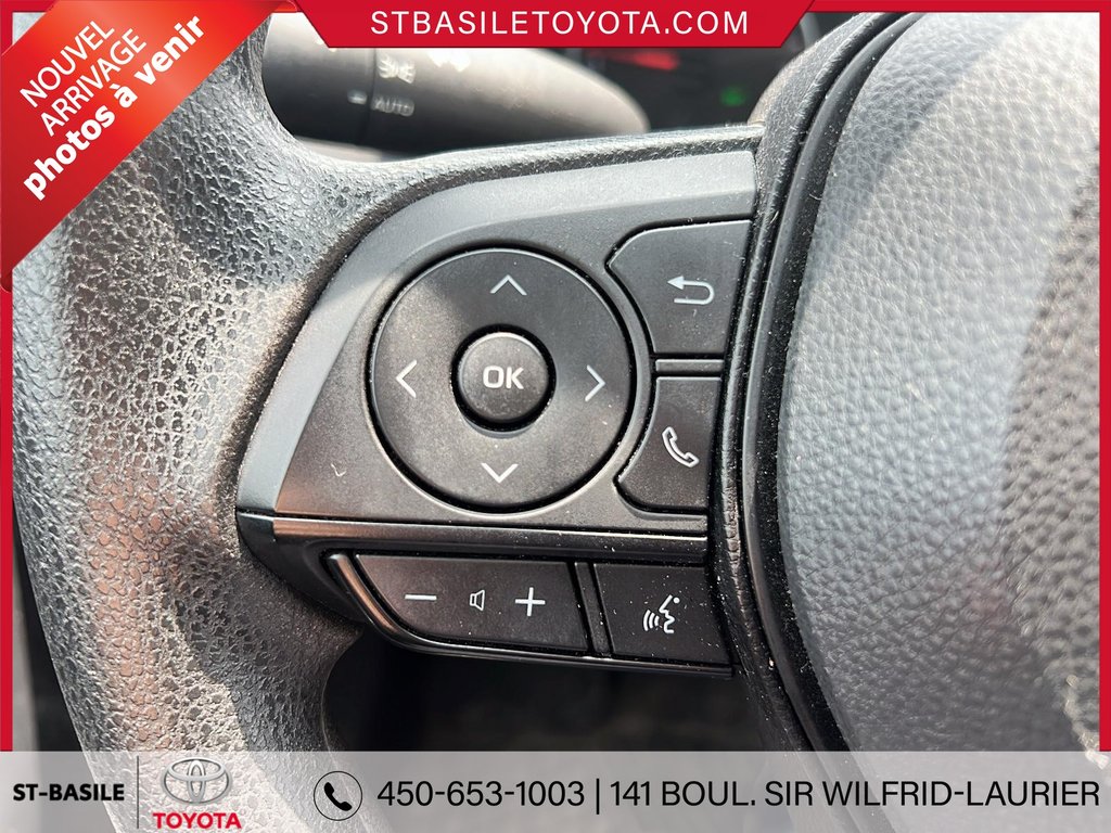 2022 Toyota RAV4 LE AWD SIÈGES CHAUFFANT BLUETOOTH in Saint-Basile-Le-Grand, Quebec - 12 - w1024h768px