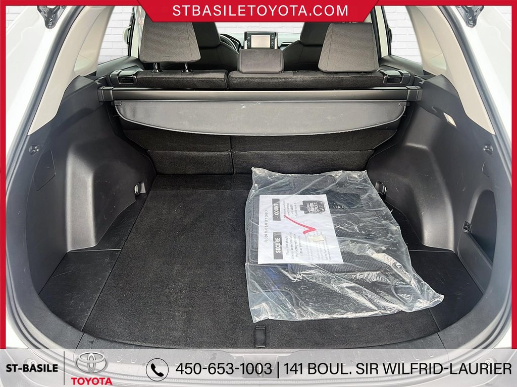 Toyota RAV4 LE AWD SIÈGES CHAUFFANT BLUETOOTH 2022 à Saint-Basile-Le-Grand, Québec - 9 - w1024h768px