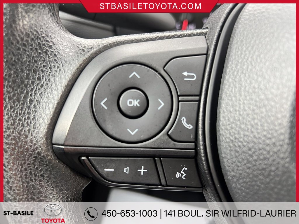 Toyota RAV4 LE AWD SIÈGES CHAUFFANT BLUETOOTH 2022 à Saint-Basile-Le-Grand, Québec - 18 - w1024h768px