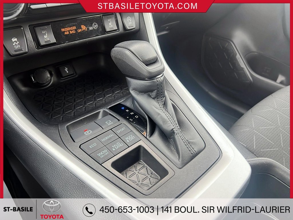 Toyota RAV4 LE AWD SIÈGES CHAUFFANT BLUETOOTH 2022 à Saint-Basile-Le-Grand, Québec - 22 - w1024h768px