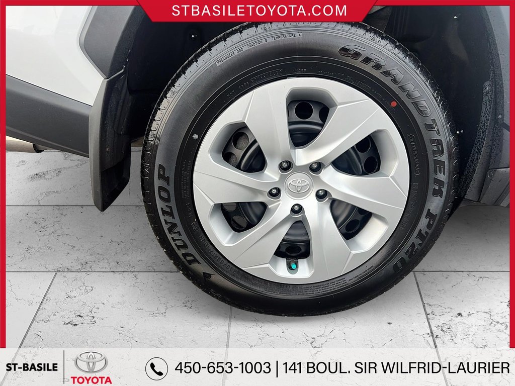 Toyota RAV4 LE AWD SIÈGES CHAUFFANT BLUETOOTH 2022 à Saint-Basile-Le-Grand, Québec - 10 - w1024h768px