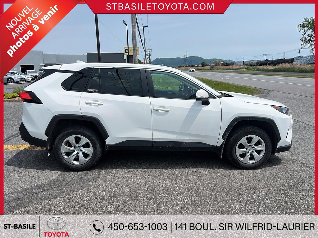 2022 Toyota RAV4 LE AWD SIÈGES CHAUFFANT BLUETOOTH in Saint-Basile-Le-Grand, Quebec - 5 - w1024h768px