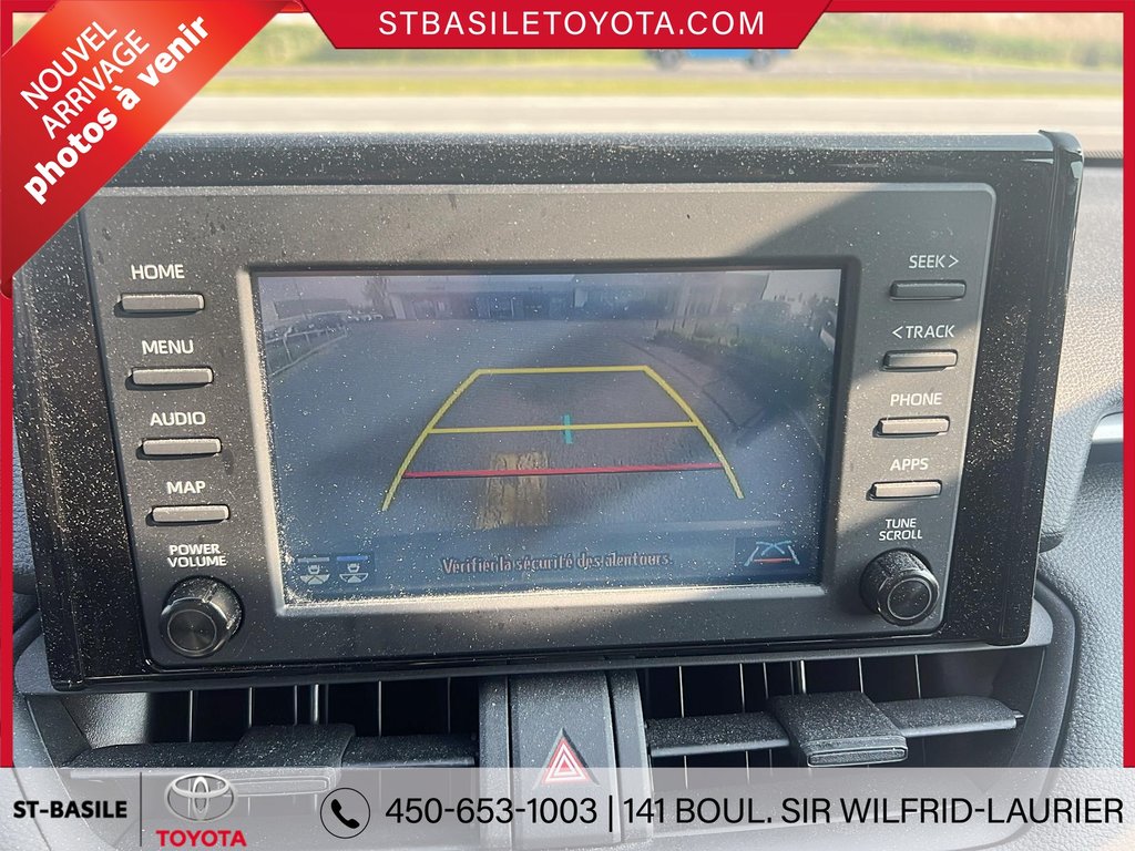 2022 Toyota RAV4 LE FWD SIEGES CHAUFFANTS CAMERA RECUL BLUETOOTH in Saint-Basile-Le-Grand, Quebec - 17 - w1024h768px