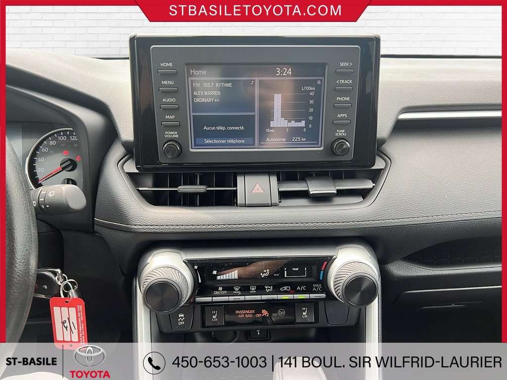 Toyota RAV4 LE FWD SIEGES CHAUFFANTS CAMERA RECUL BLUETOOTH 2022 à Saint-Basile-Le-Grand, Québec - 21 - w1024h768px