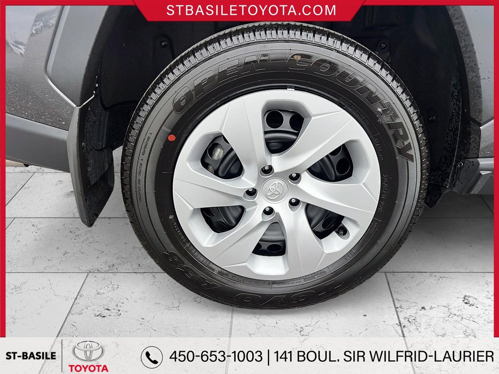 Toyota RAV4 LE FWD SIEGES CHAUFFANTS CAMERA RECUL BLUETOOTH 2022 à Saint-Basile-Le-Grand, Québec - 10 - w1024h768px