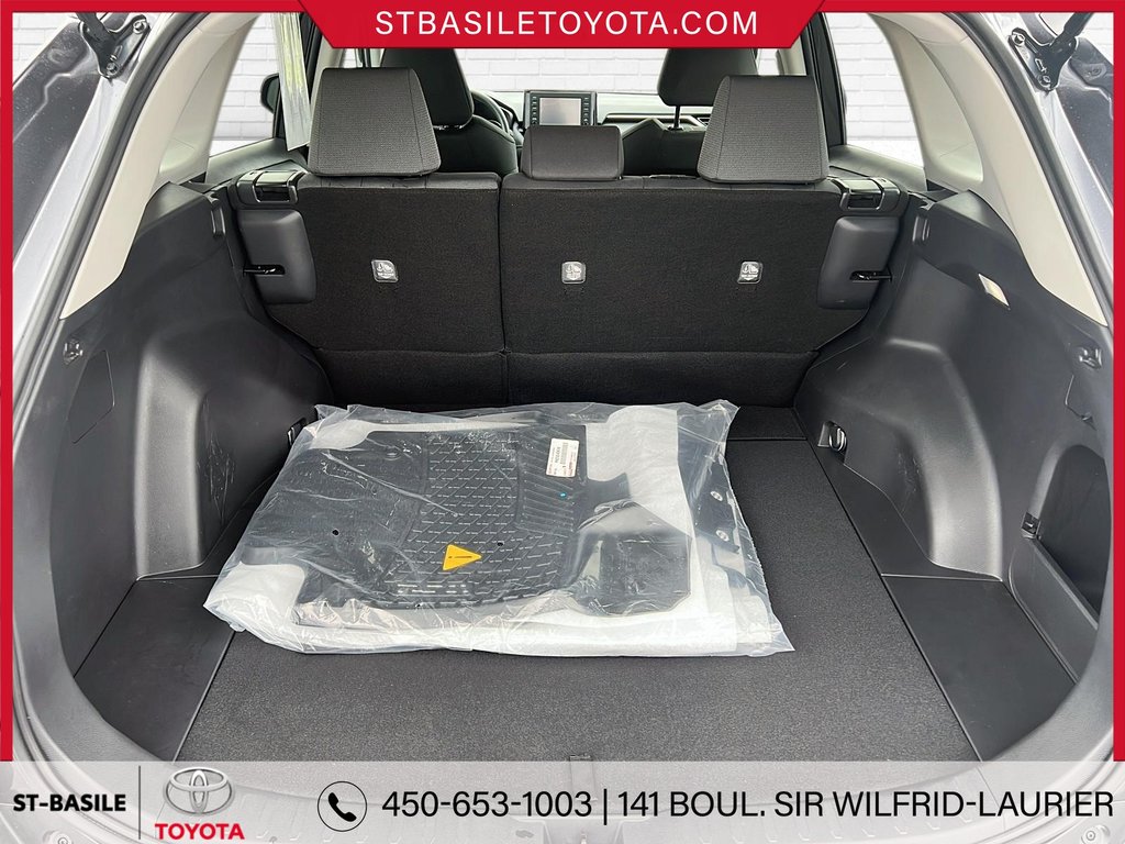 Toyota RAV4 LE FWD SIEGES CHAUFFANTS CAMERA RECUL BLUETOOTH 2022 à Saint-Basile-Le-Grand, Québec - 9 - w1024h768px