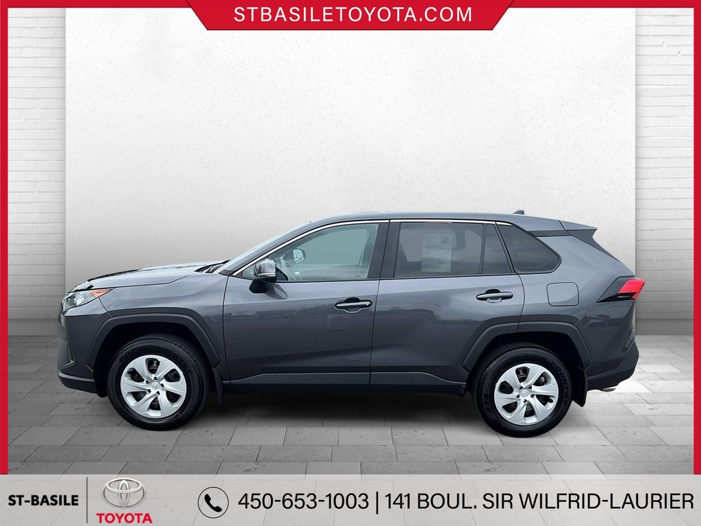 Toyota RAV4 LE FWD SIEGES CHAUFFANTS CAMERA RECUL BLUETOOTH 2022 à Saint-Basile-Le-Grand, Québec - 8 - w1024h768px