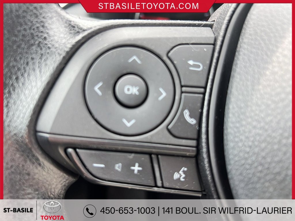 Toyota RAV4 LE FWD SIEGES CHAUFFANTS CAMERA RECUL BLUETOOTH 2022 à Saint-Basile-Le-Grand, Québec - 18 - w1024h768px