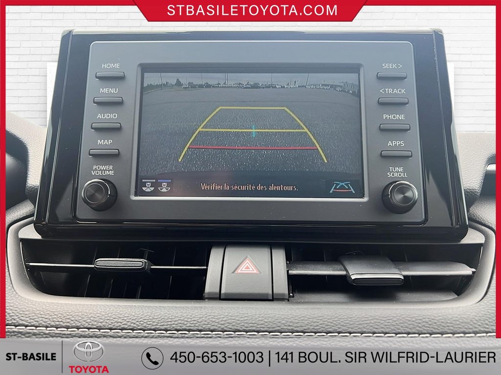 Toyota RAV4 LE FWD SIEGES CHAUFFANTS CAMERA RECUL BLUETOOTH 2022 à Saint-Basile-Le-Grand, Québec - 23 - w1024h768px